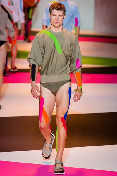 Look 28